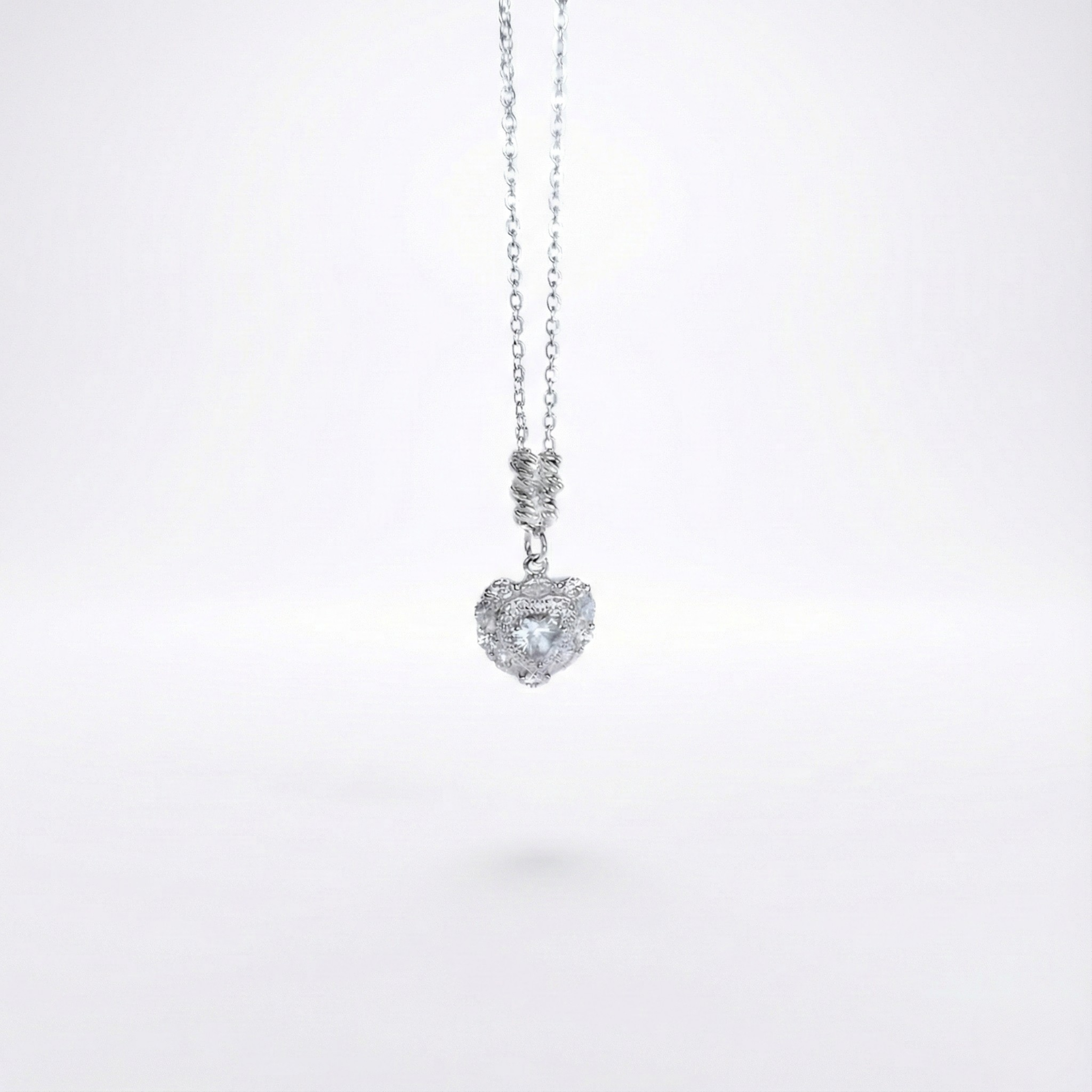 Collar corazón eterno