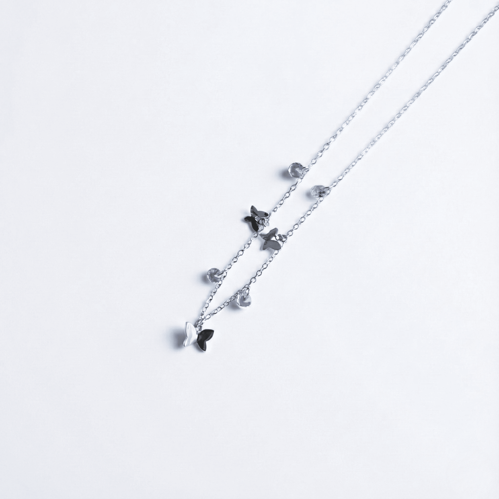 Collar mariposas y cristales