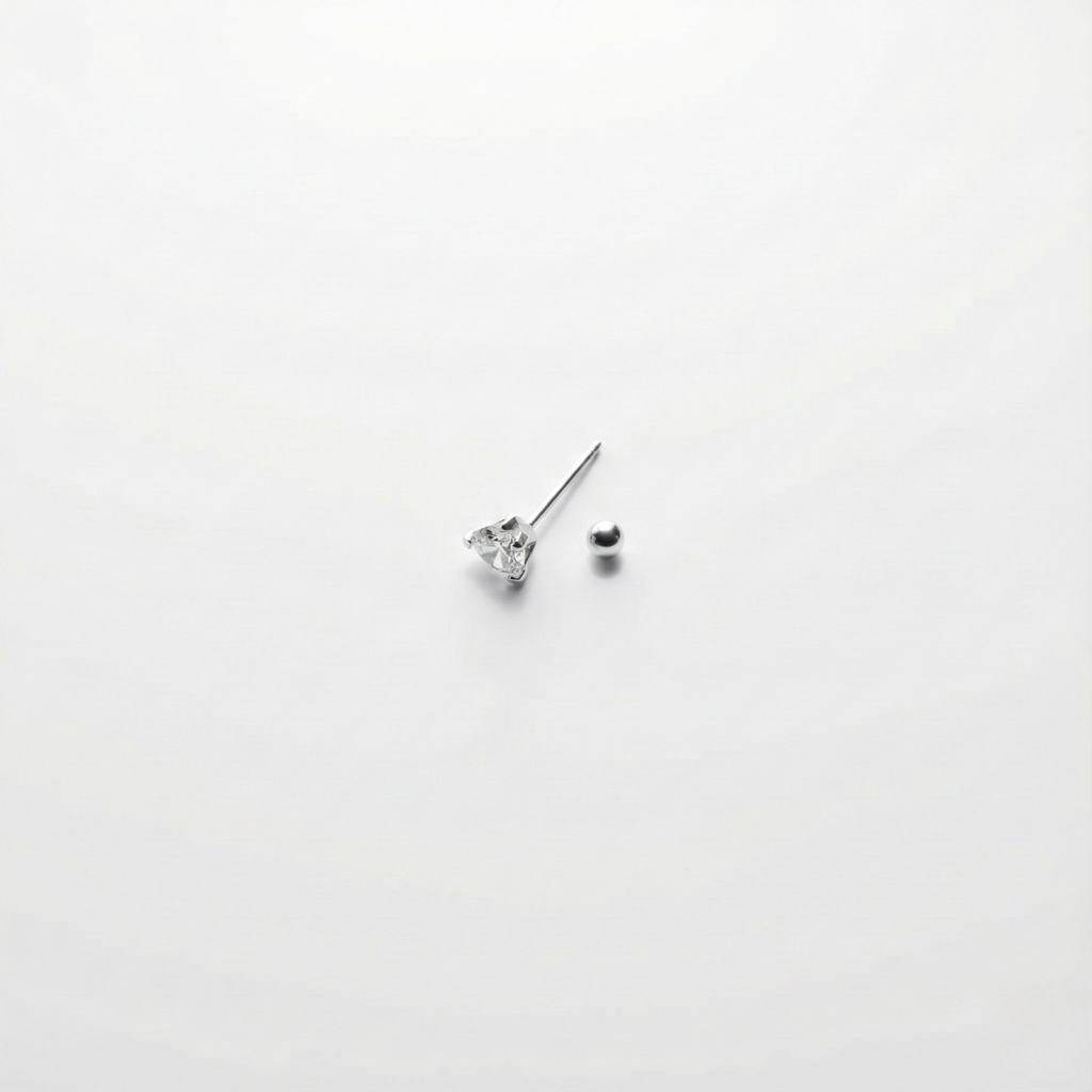 Broqueles Mini Heart de Plata con Broche de Seguridad